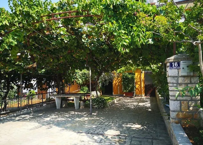 Apartments Alida
